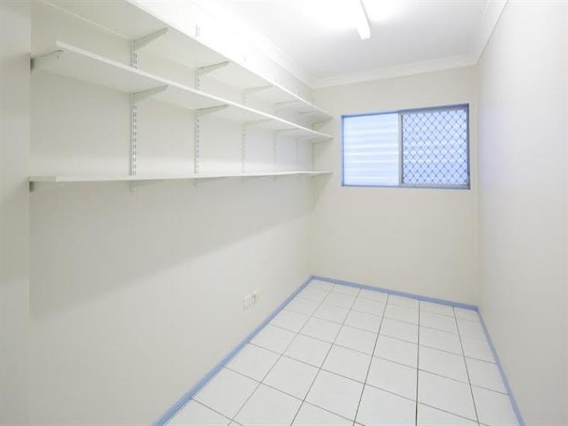 1/5 PERRY Place, Biggera Waters QLD 4216