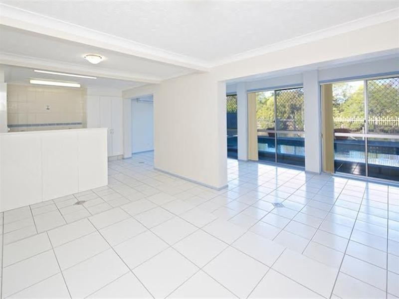 1/5 PERRY Place, Biggera Waters QLD 4216