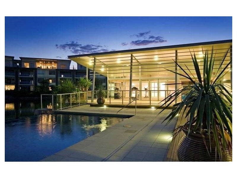 115/3 Pendraat Parade, Hope Island QLD 4212