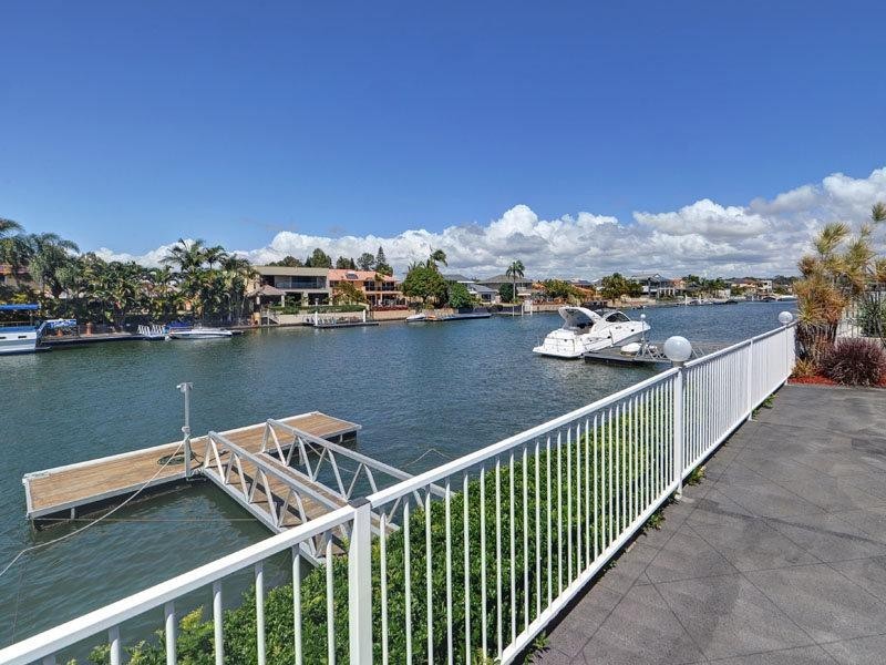 62 Sundance Way, Runaway Bay QLD 4216