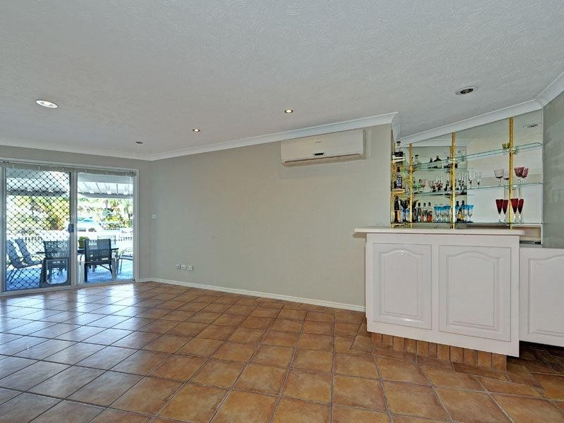 62 Sundance Way, Runaway Bay QLD 4216