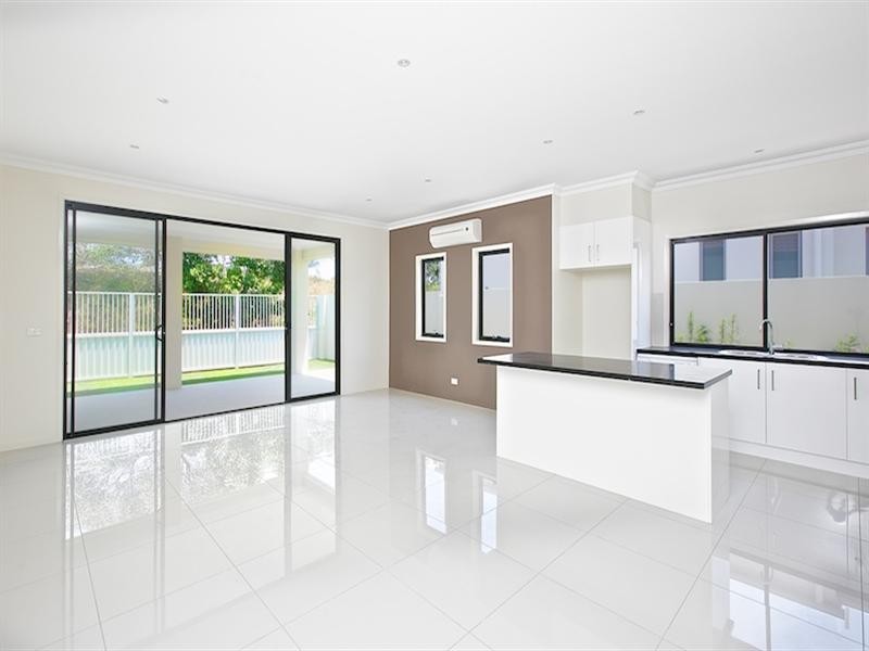 22B Compass Drive, Biggera Waters QLD 4216