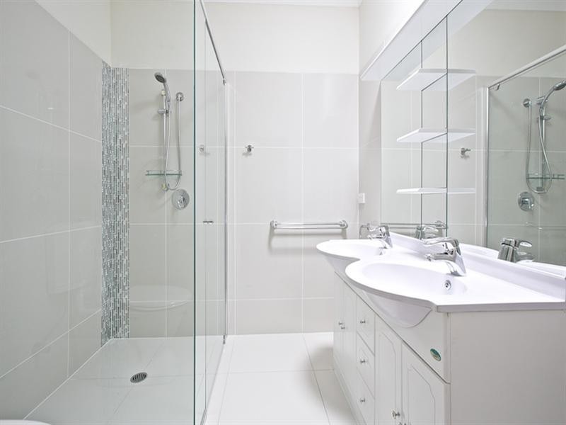 22B Compass Drive, Biggera Waters QLD 4216