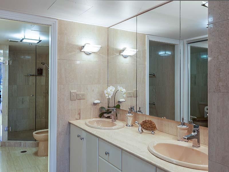 3/19 Oatlands Esplanade, Runaway Bay QLD 4216
