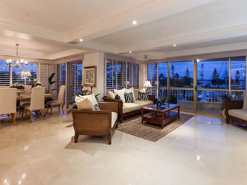 3/19 Oatlands Esplanade, Runaway Bay QLD 4216