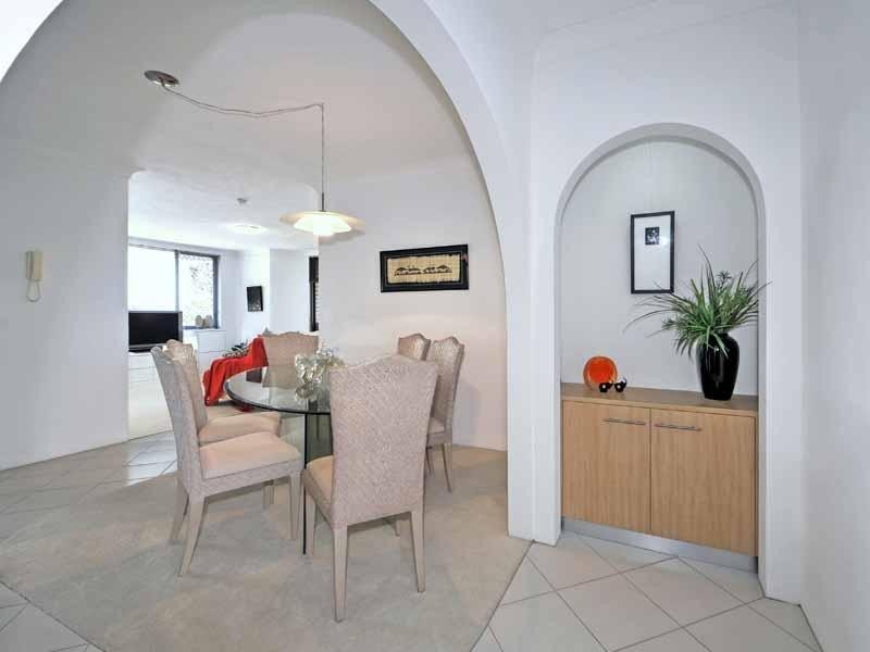 1/8 Paradise Parade, Paradise Point QLD 4216