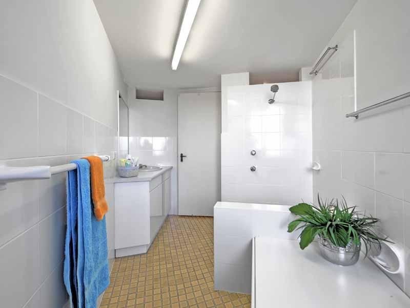 1/8 Paradise Parade, Paradise Point QLD 4216