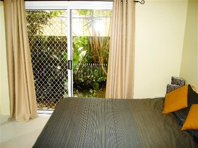 32/27 Rain Tree Glen, Coombabah QLD 4216