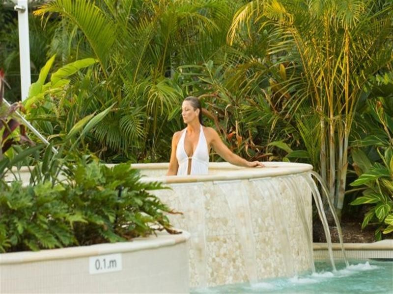 2 Activa Way, “Azzura Greens”, Hope Island QLD 4212