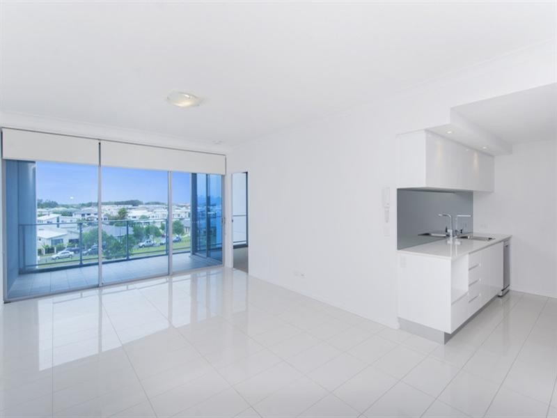 302 “Aquilo” 11/ Compass Drive, Biggera Waters QLD 4216