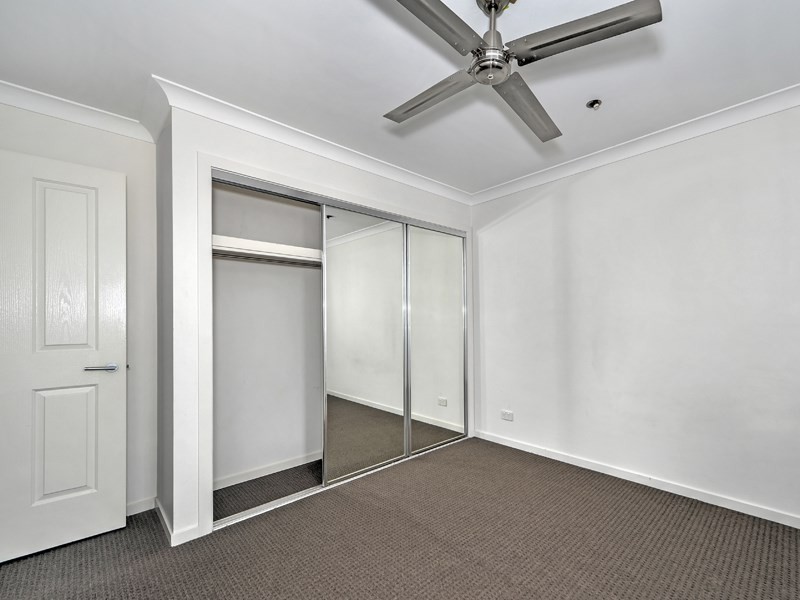 3/127 Pohlman Street, Southport QLD 4215