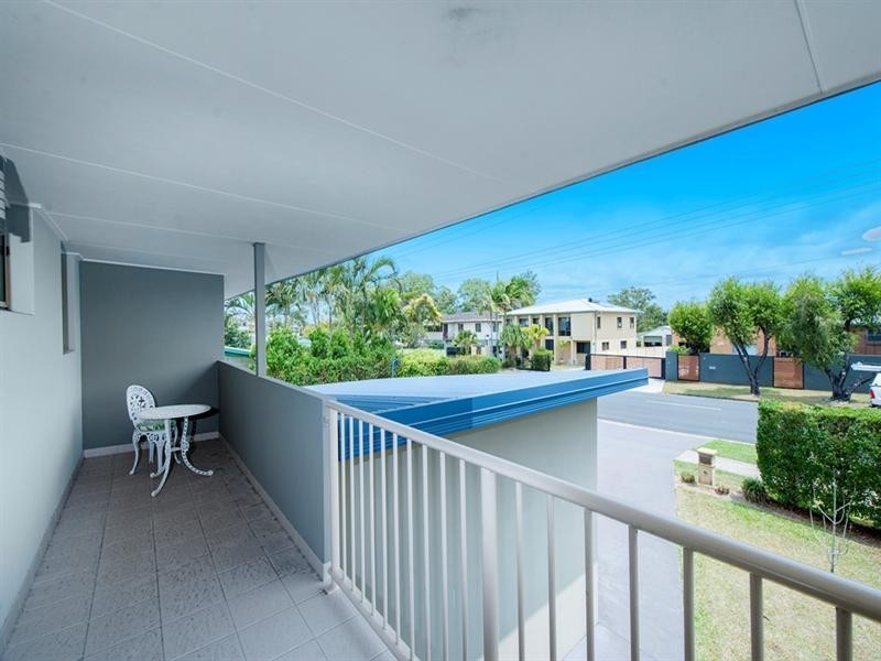 2/15 Ashbourne Terrace, Biggera Waters QLD 4216