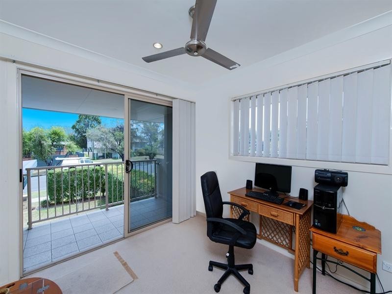 2/15 Ashbourne Terrace, Biggera Waters QLD 4216