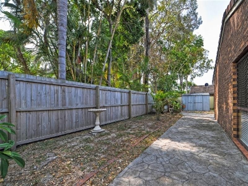 2/3 Sanctuary Court, Coombabah QLD 4216
