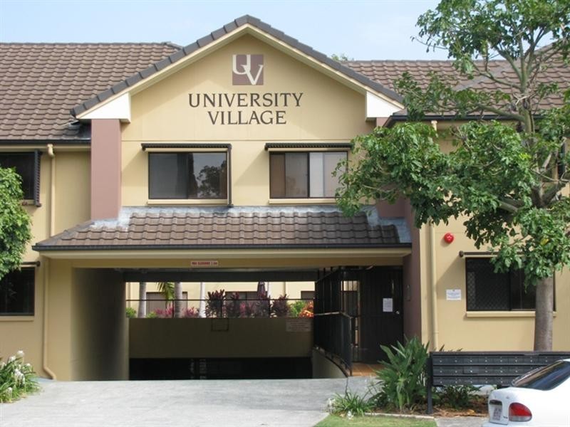 12/8 Tonga Place, Parkwood QLD 4214