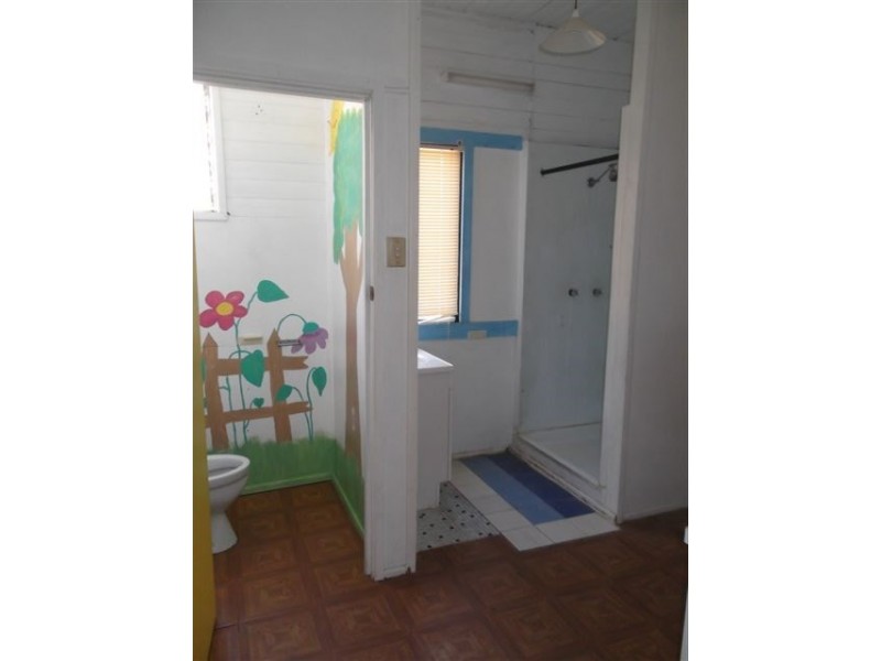 13 Meyer Street, Southport QLD 4215