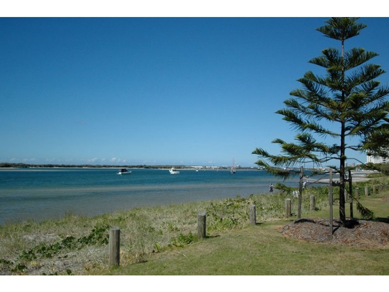 Biggera Waters QLD 4216