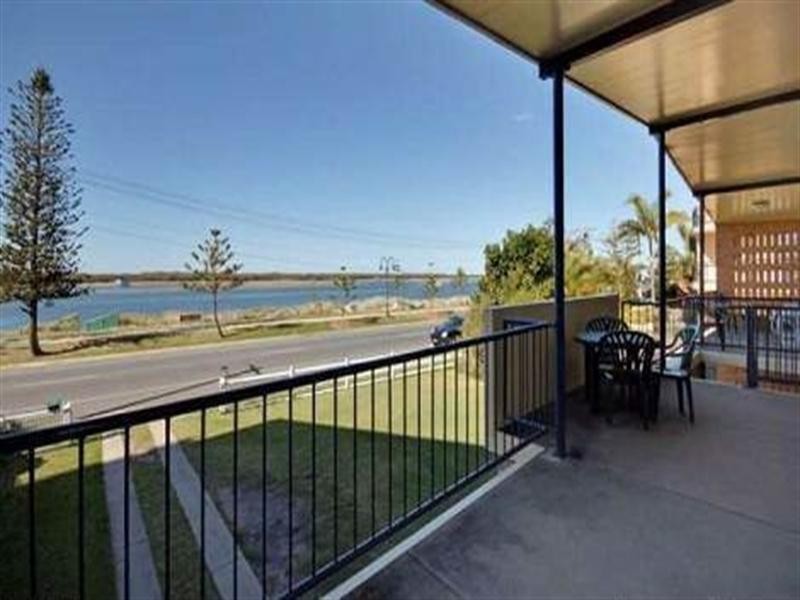 456 Marine Parade, Biggera Waters QLD 4216