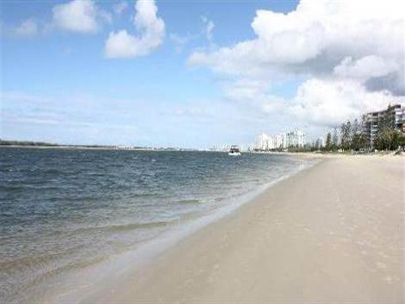 456 Marine Parade, Biggera Waters QLD 4216