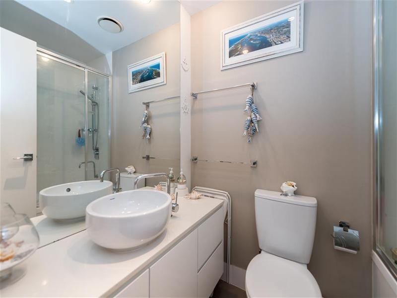 1001/438 Marine Parade, Biggera Waters QLD 4216