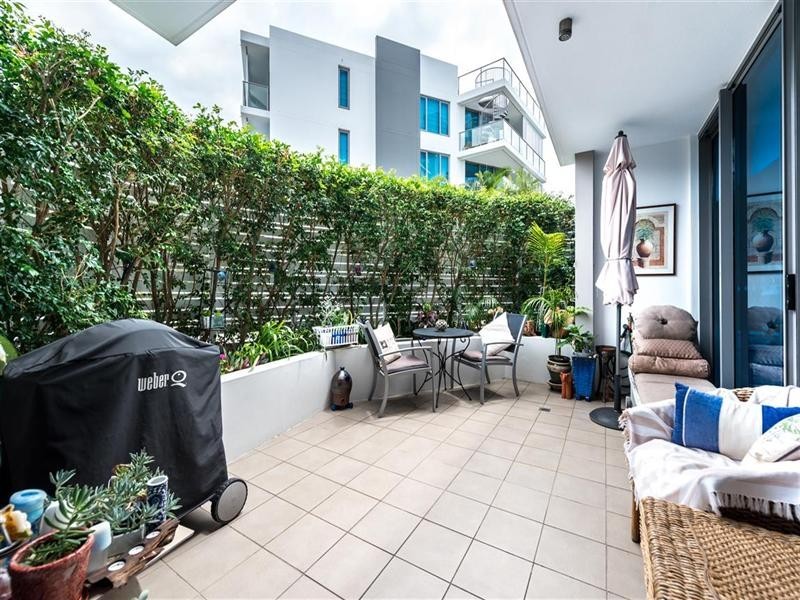 1001/438 Marine Parade, Biggera Waters QLD 4216