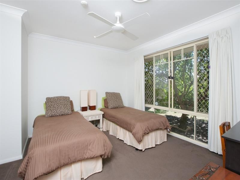 7 Chesterfield Place, Runaway Bay QLD 4216