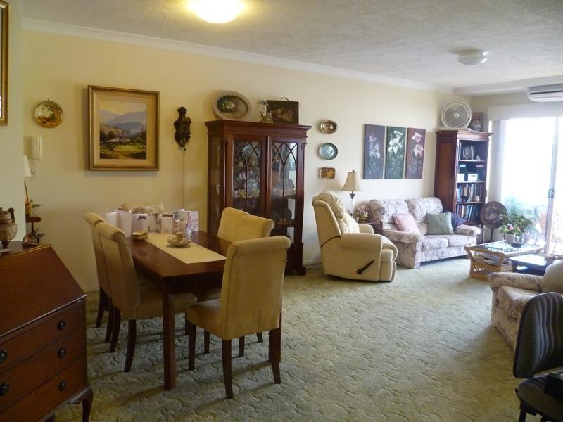 6/7 Esplanade West, Paradise Point QLD 4216