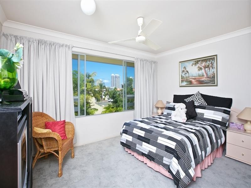 7/100 Morala Avenue, Runaway Bay QLD 4216