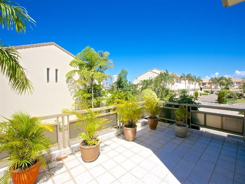 7/100 Morala Avenue, Runaway Bay QLD 4216