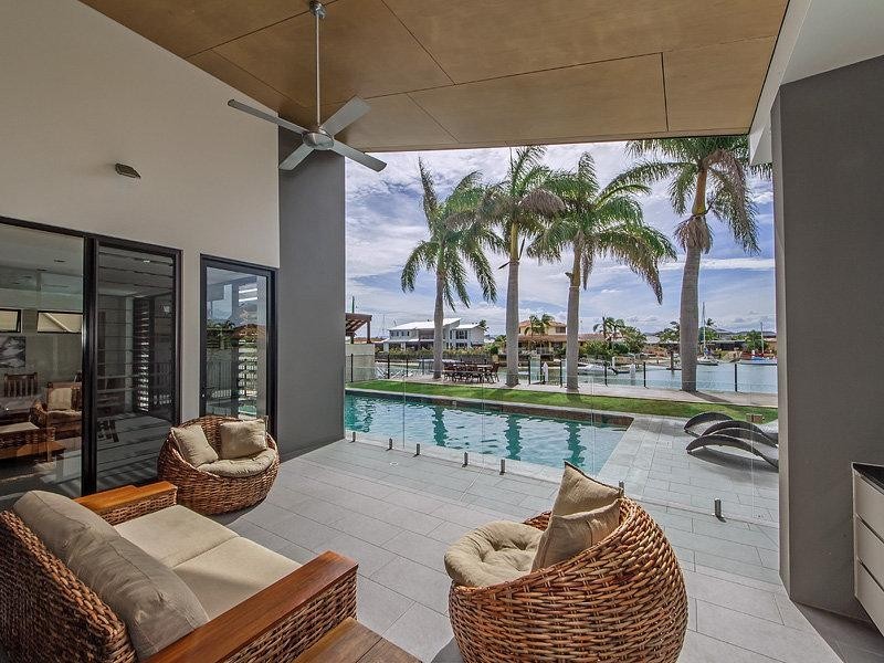 66 O’Grady Avenue, Paradise Point QLD 4216
