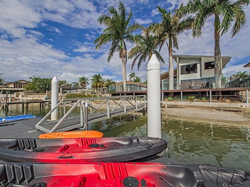 66 O’Grady Avenue, Paradise Point QLD 4216