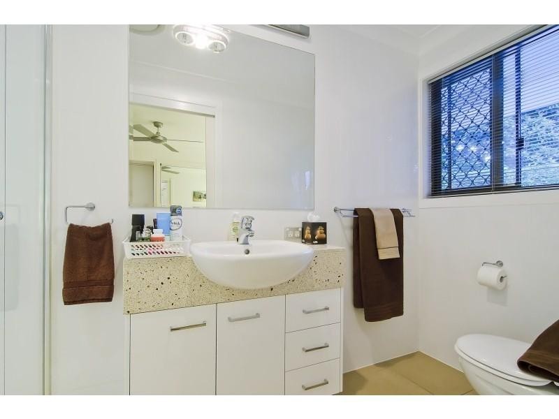 15 Karema Crescent, Runaway Bay QLD 4216