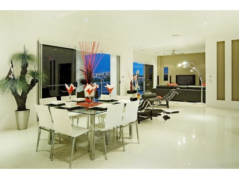 Biggera Waters QLD 4216