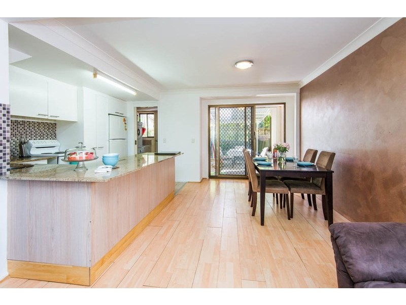 10/71 Olsen Avenue, Labrador QLD 4215