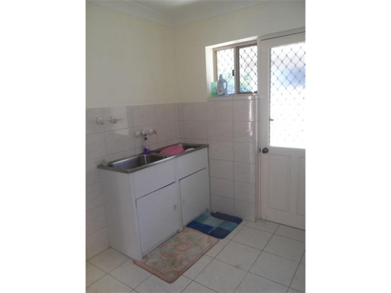 12 Barnard Street, Biggera Waters QLD 4216
