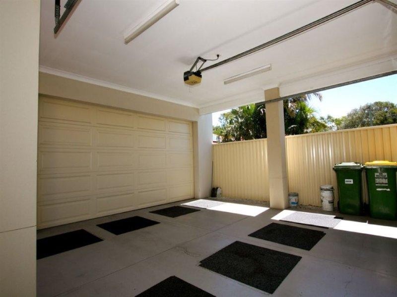 48 Coombabah Road, Biggera Waters QLD 4216