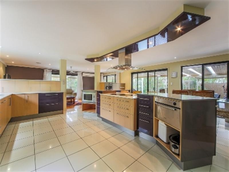 38 Oregon Way, Oxenford QLD 4210