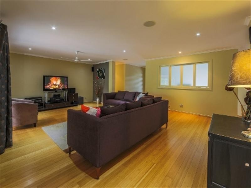 38 Oregon Way, Oxenford QLD 4210