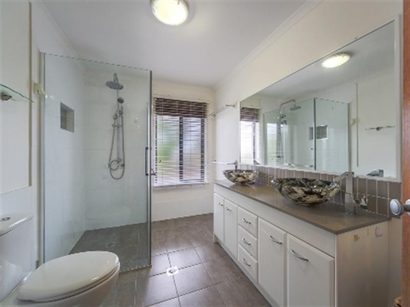 38 Oregon Way, Oxenford QLD 4210