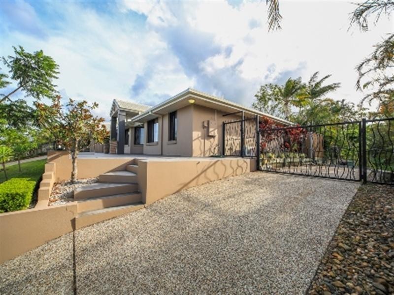 38 Oregon Way, Oxenford QLD 4210