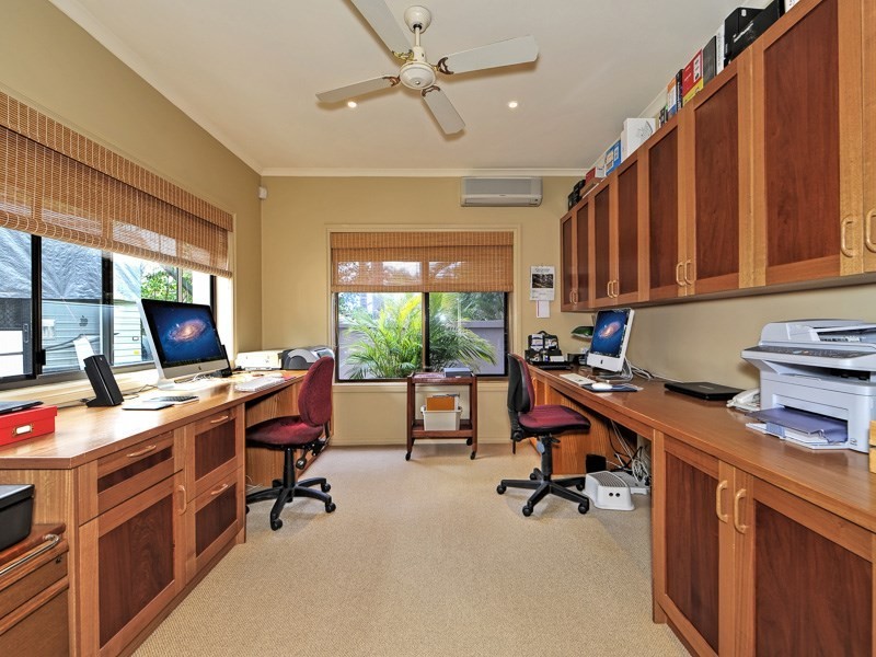 7 Kavieng Crescent, Runaway Bay QLD 4216