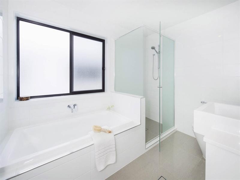 5/323 Bayview Street, Hollywell QLD 4216