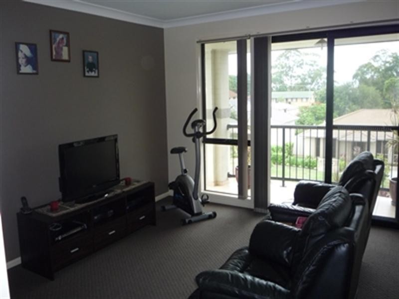 13 Stringybark Drive, Molendinar QLD 4214