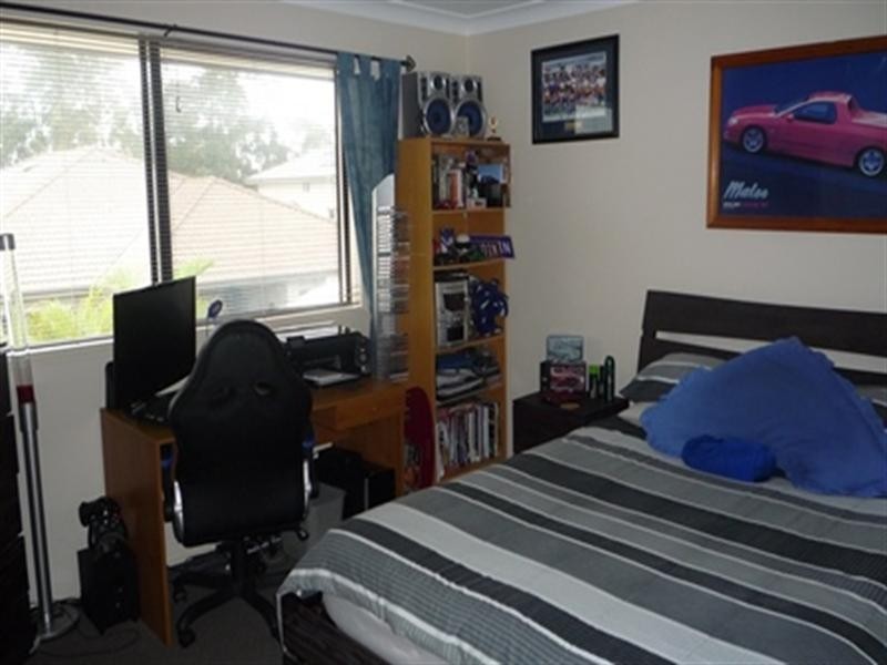 13 Stringybark Drive, Molendinar QLD 4214