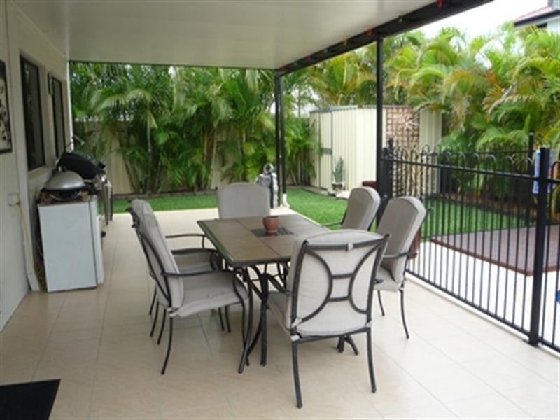 13 Stringybark Drive, Molendinar QLD 4214