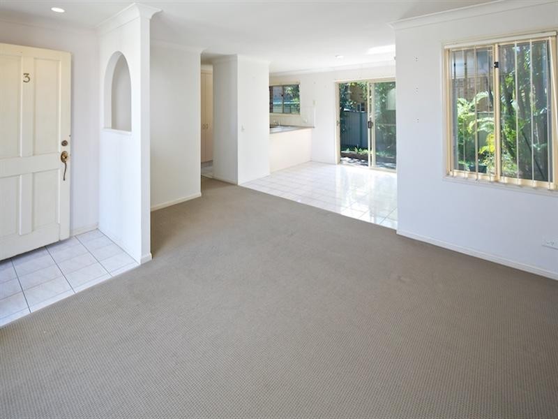 3/423 Oxley Drive, Runaway Bay QLD 4216