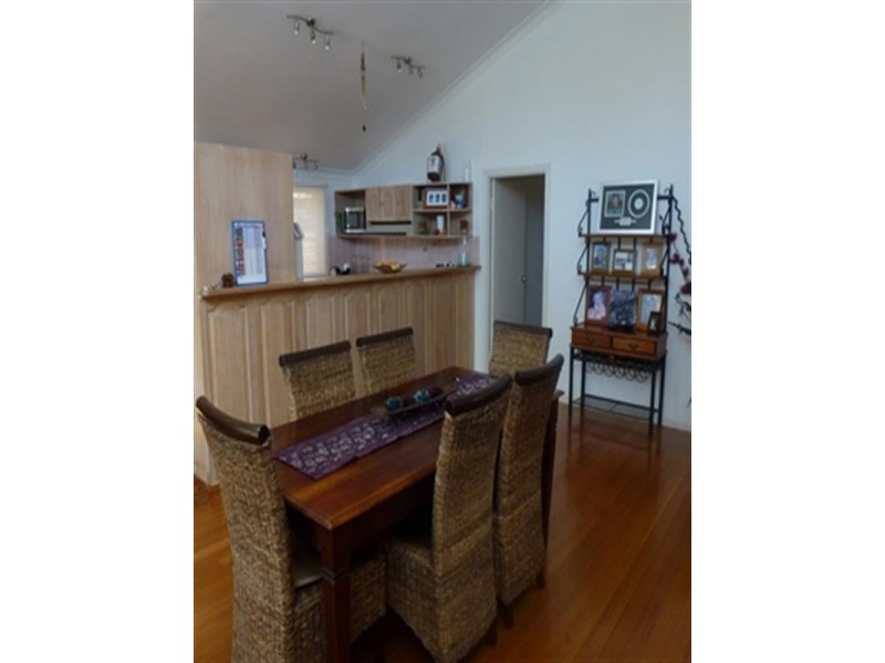 7 Sunbird Avenue, Paradise Point QLD 4216