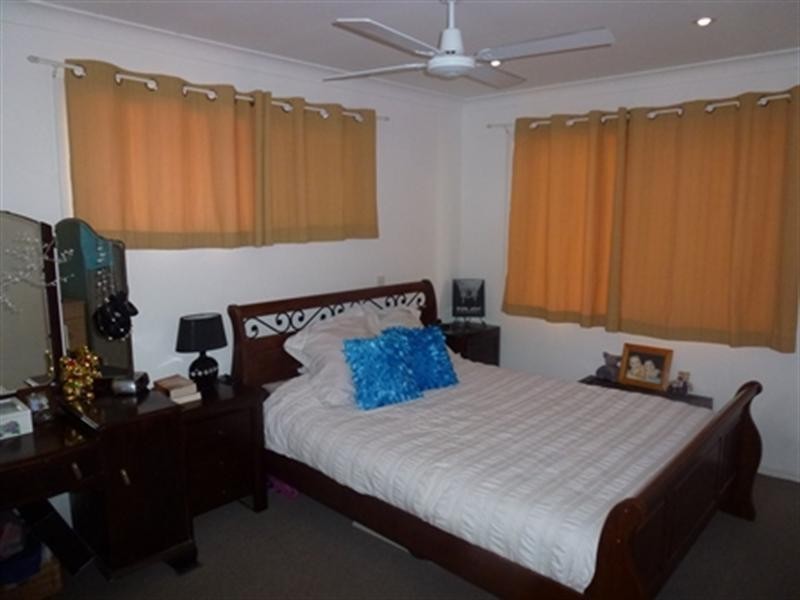 7 Sunbird Avenue, Paradise Point QLD 4216