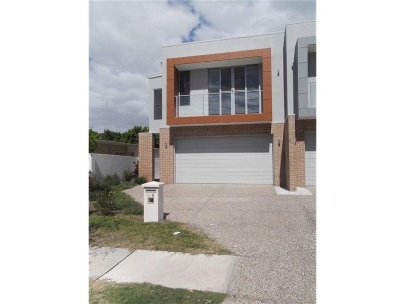 1/8 Compass Drive, Biggera Waters QLD 4216