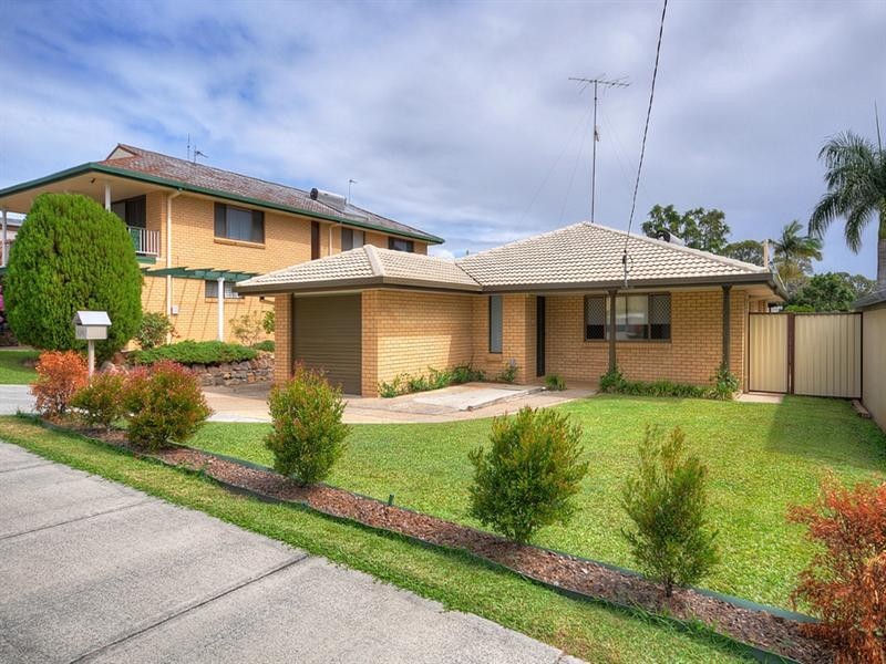 124 Wilson Street, Labrador QLD 4215